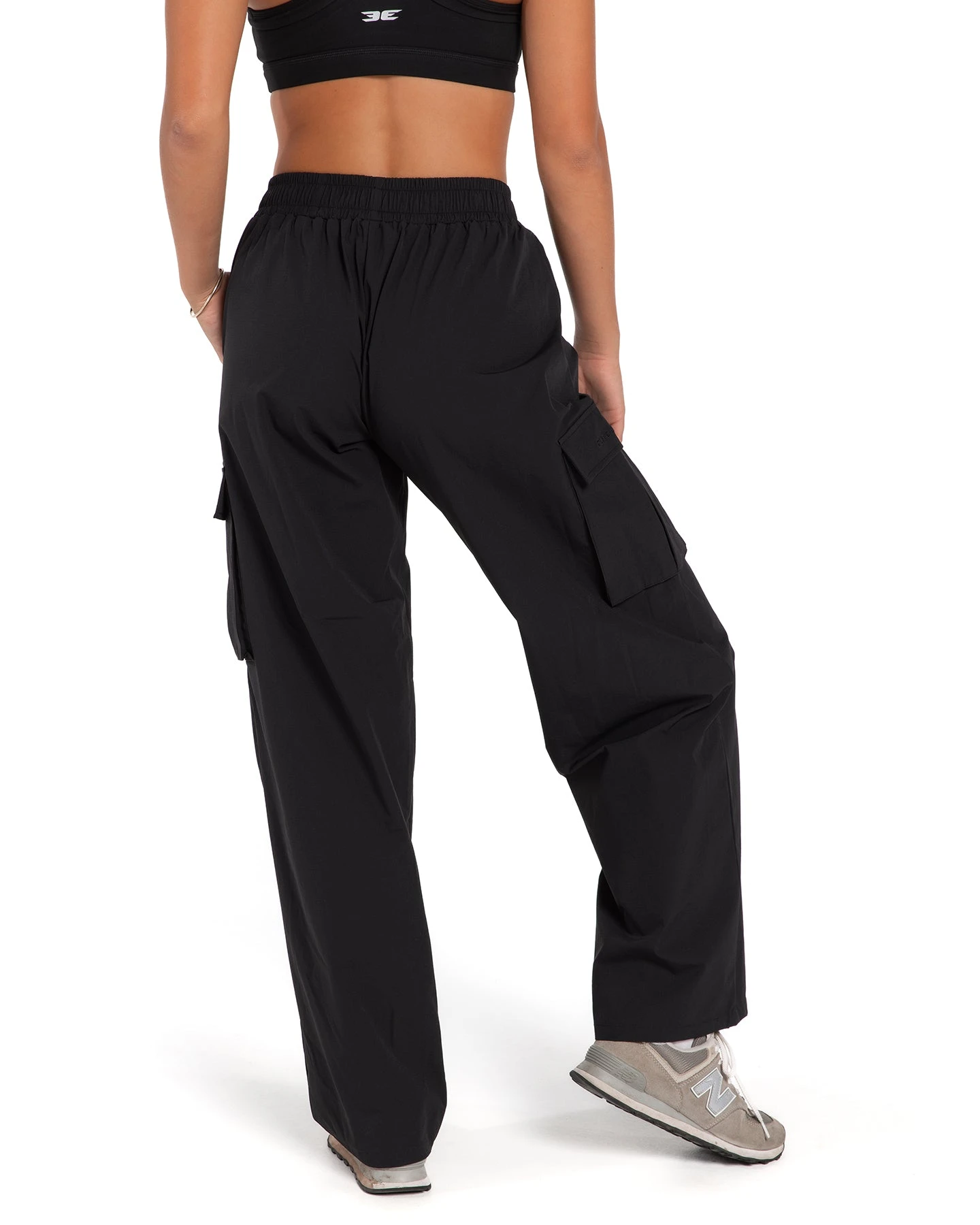 Elite Eleven Oversized Cargo Pants - Black - Image 4